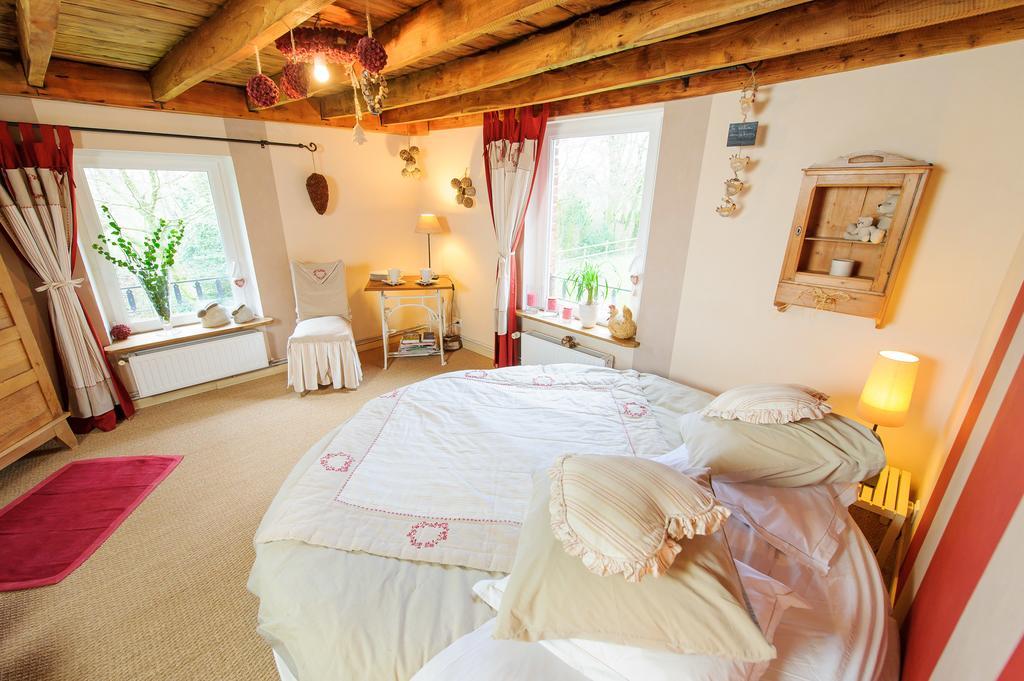 Les Chambres De Ribeaufontaine Dorengt Экстерьер фото